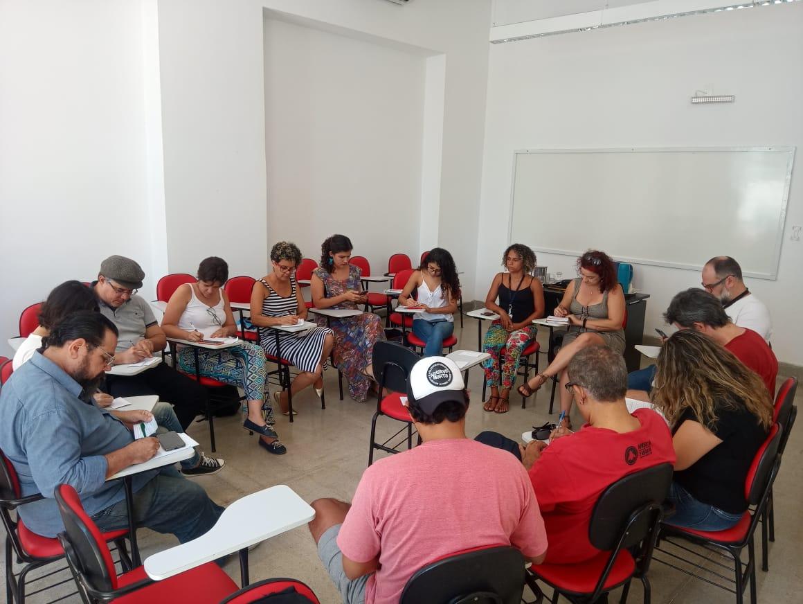 Reunião avalia primeira temporada de programação da Sociedade Civil | Foto: Camerino Neto.