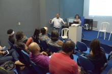 Foto das pessoas reunidas no auditório do Mamam. Foto: Inaldo Lins/PCR