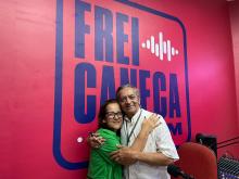 Sandra Bertini e Manoel Constantino nos estúdios da Frei Caneca FM