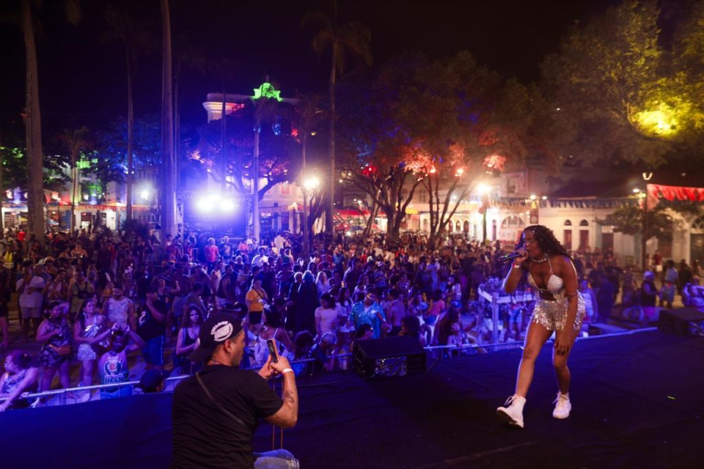 Rayssa Dias no Palco Frei Caneca. Foto: Uenni